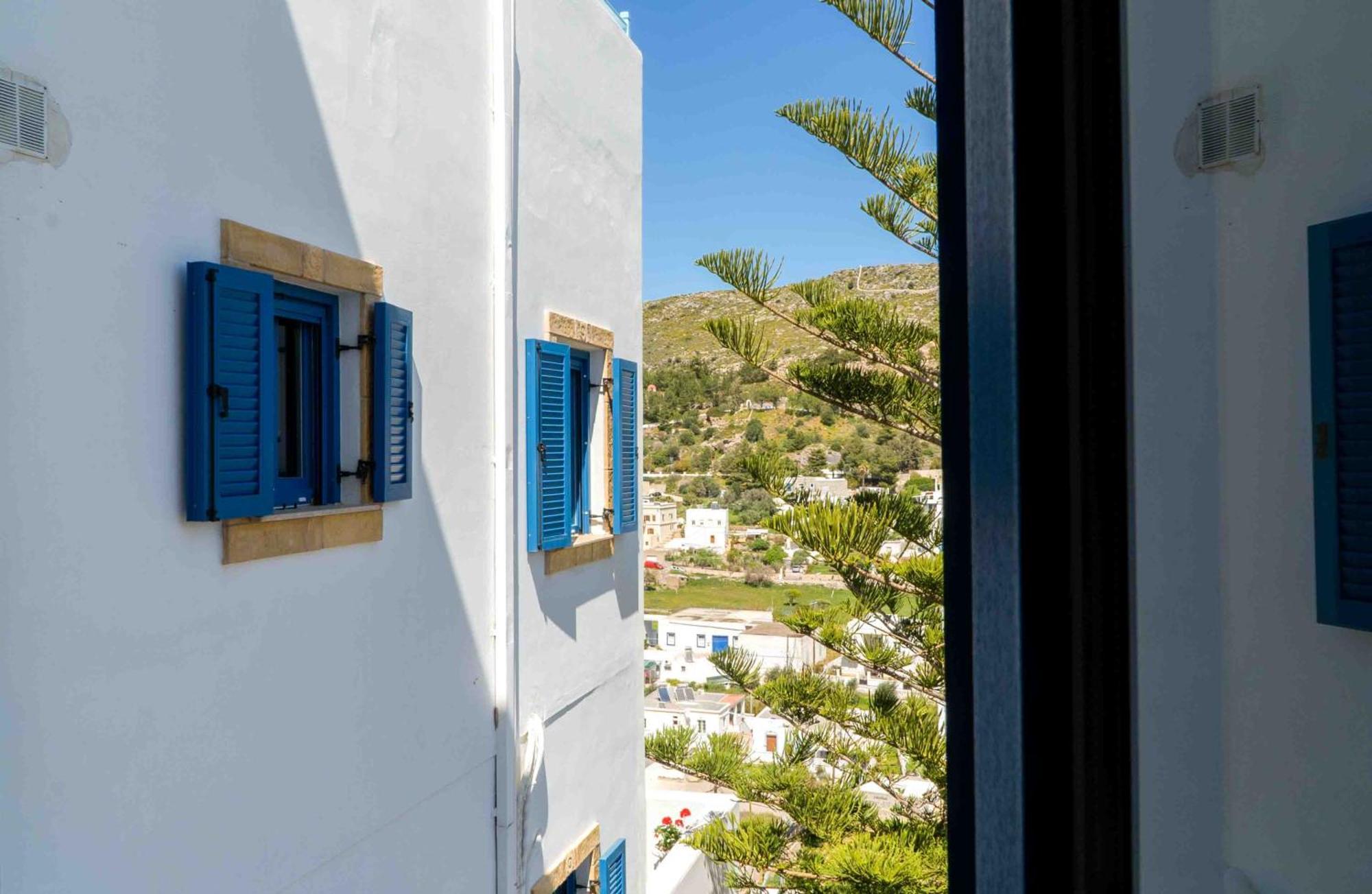 Panteli Heliades Suites מראה חיצוני תמונה