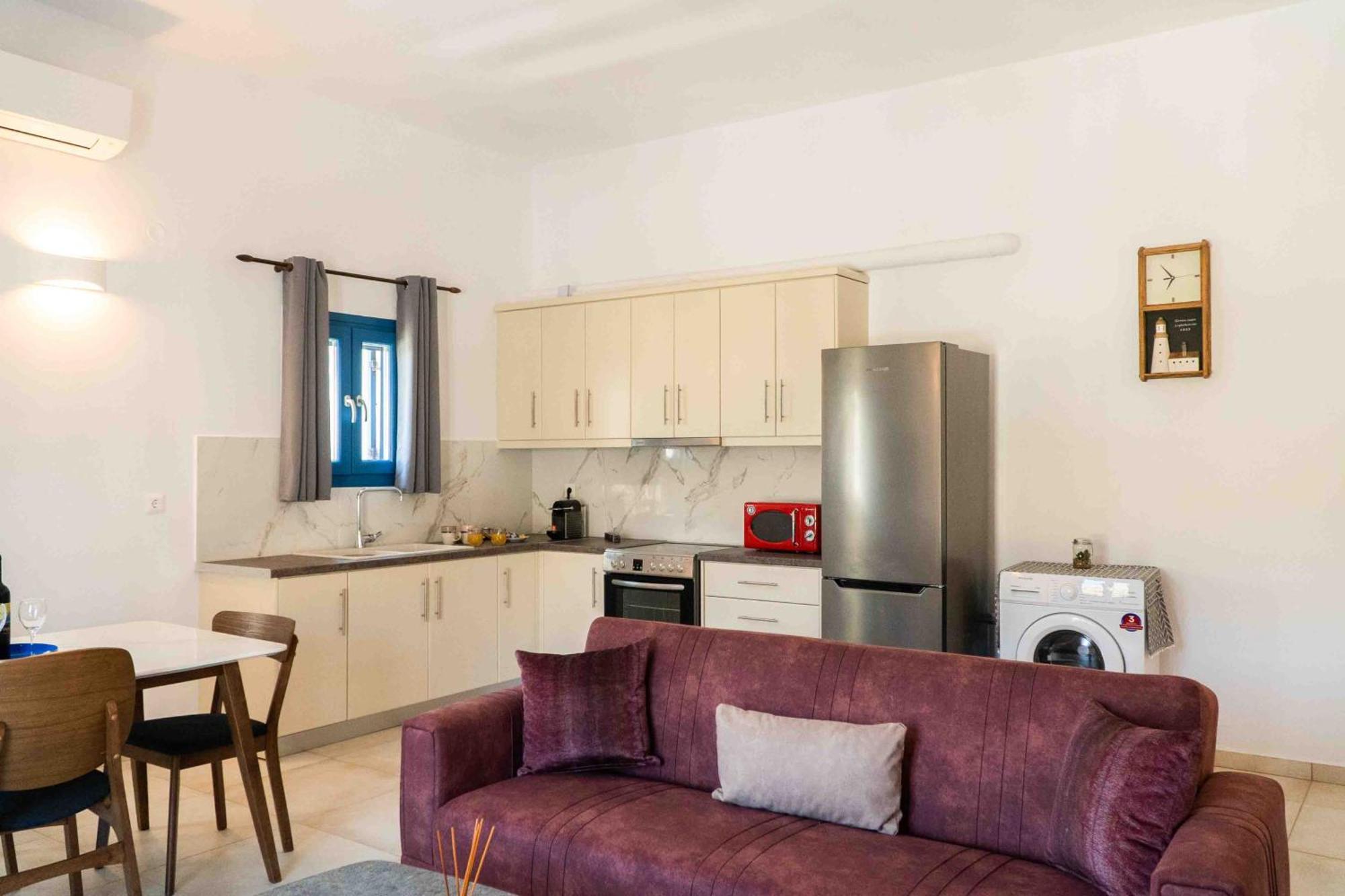 Panteli Heliades Suites מראה חיצוני תמונה