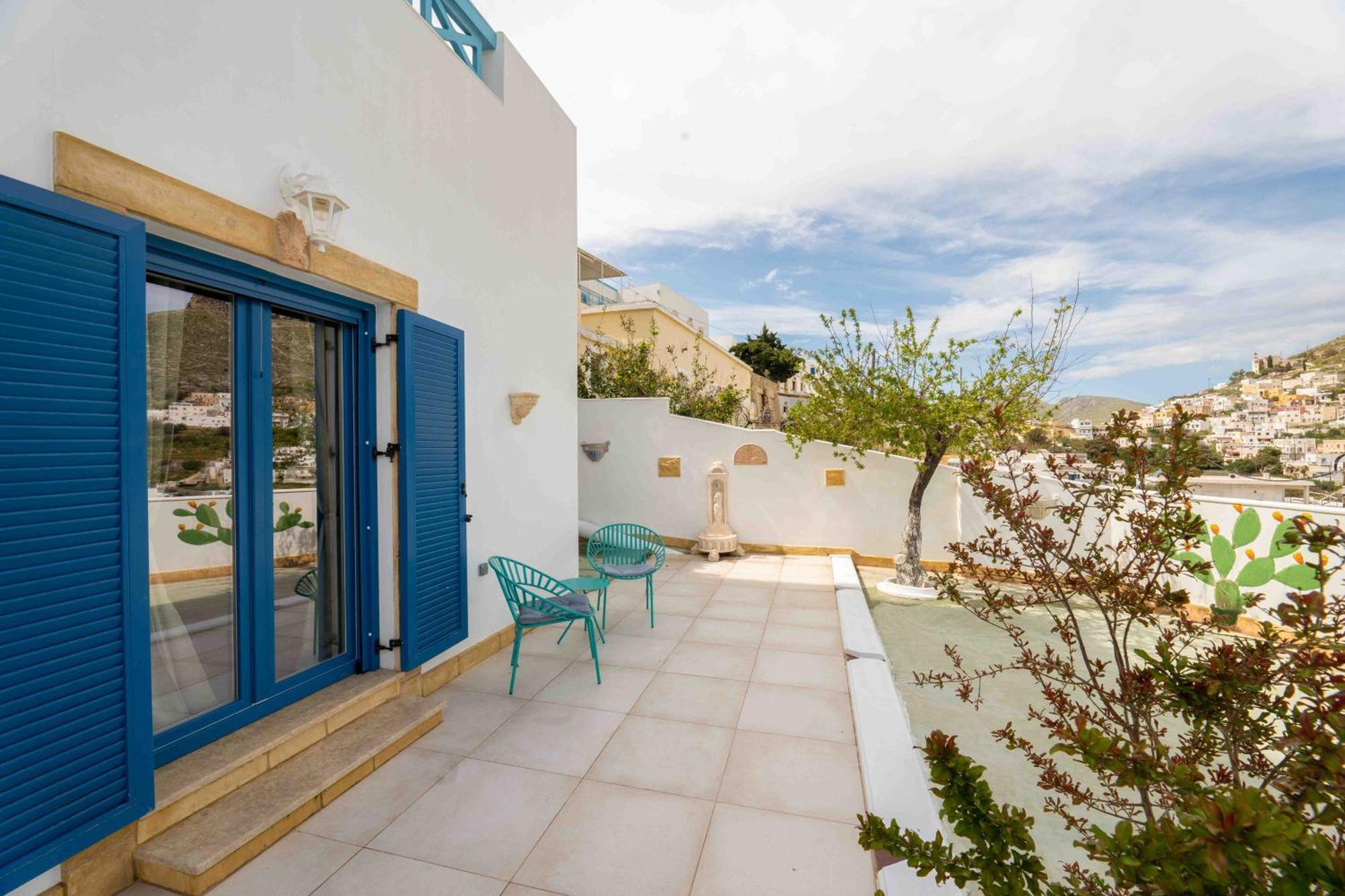 Panteli Heliades Suites מראה חיצוני תמונה