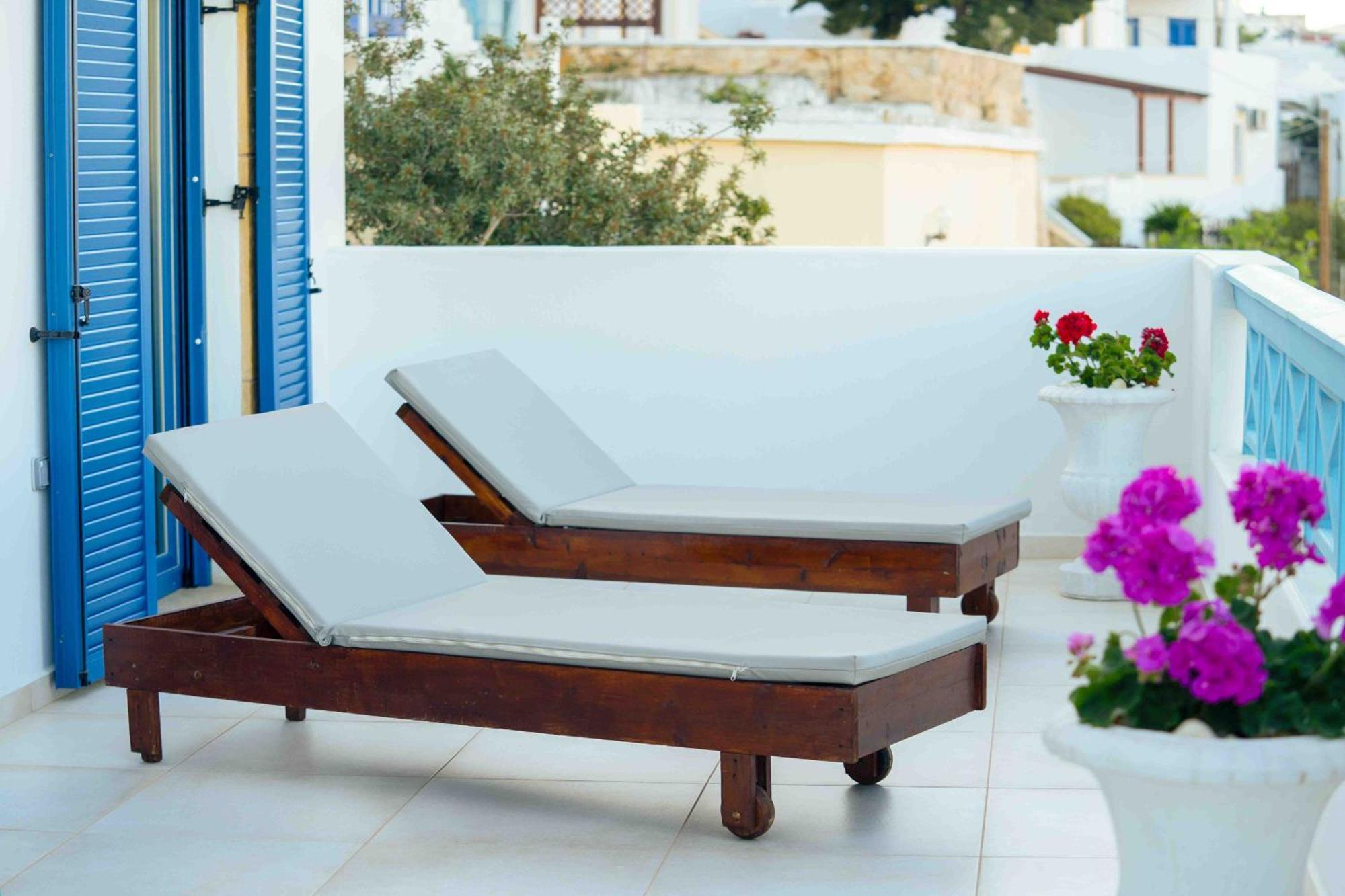 Panteli Heliades Suites מראה חיצוני תמונה